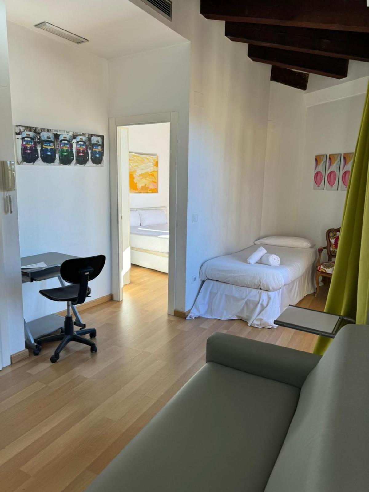 Tossal Appartement Valencia Buitenkant foto