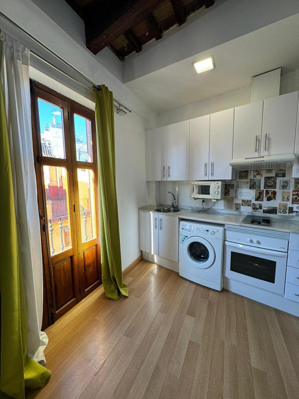 Tossal Appartement Valencia Buitenkant foto